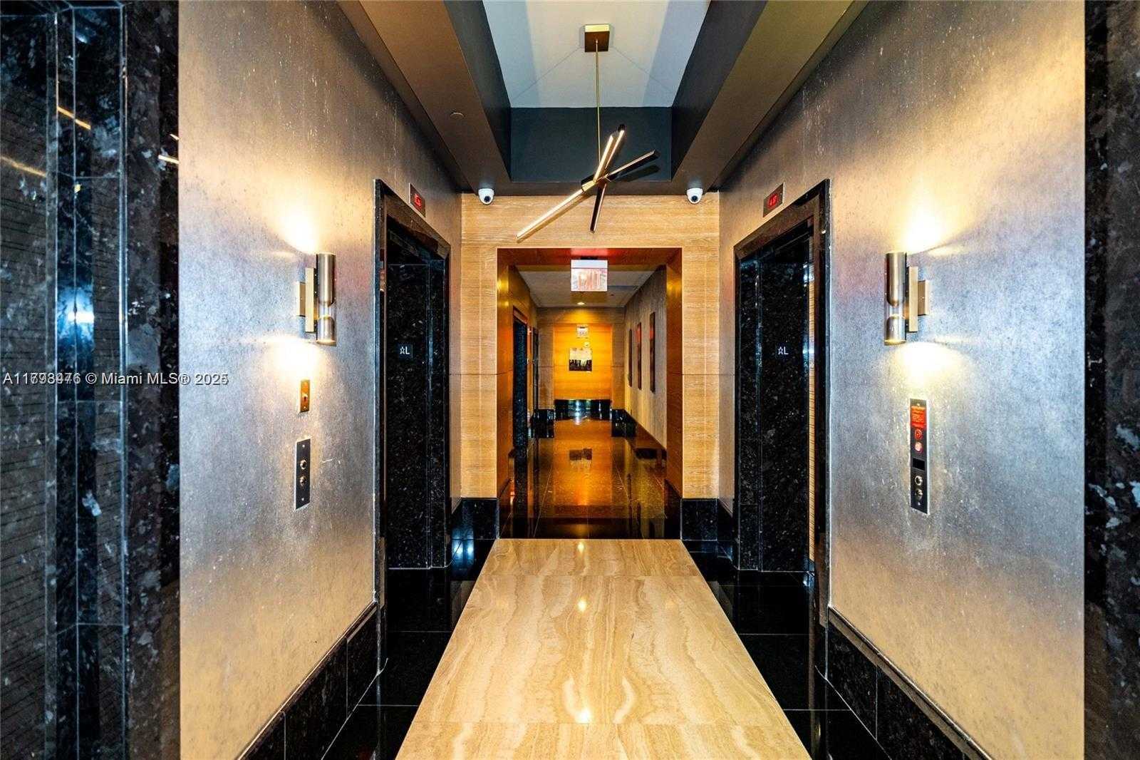 Small Image of 950 BRICKELL BAY DR #4104, Miami Number 29
