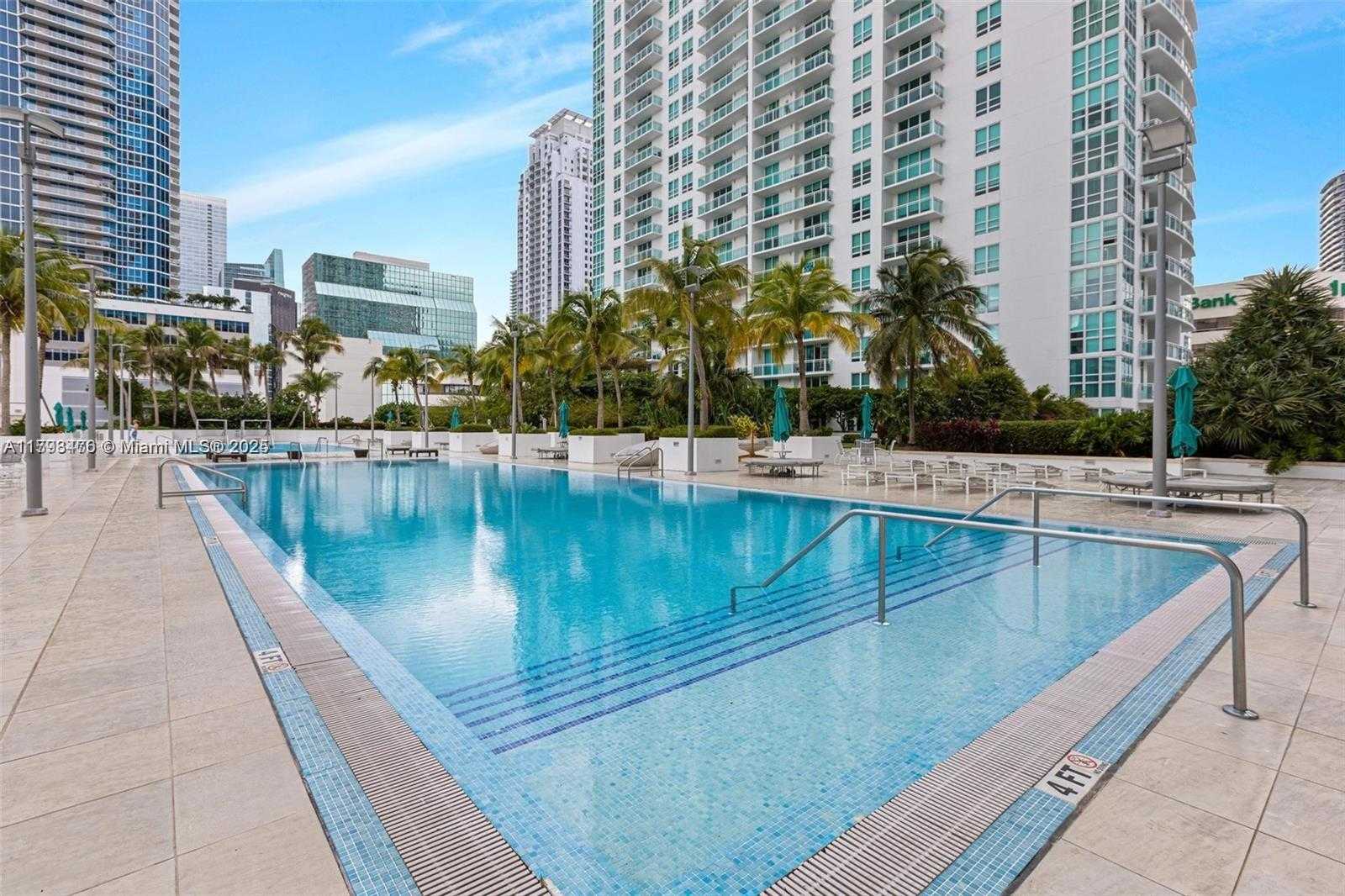 Small Image of 950 BRICKELL BAY DR #4104, Miami Number 31