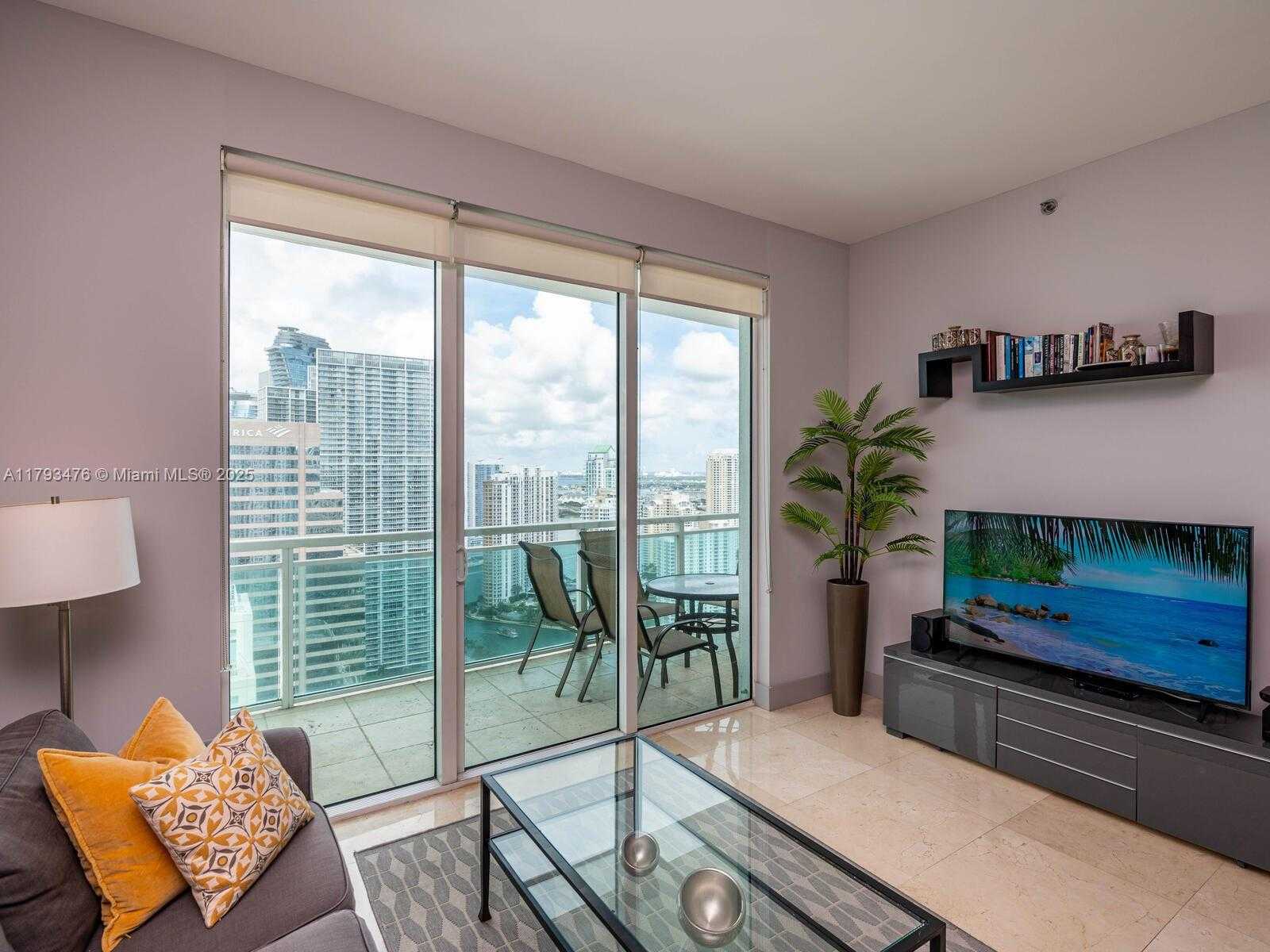 Small Image of 950 BRICKELL BAY DR #4104, Miami Number 4