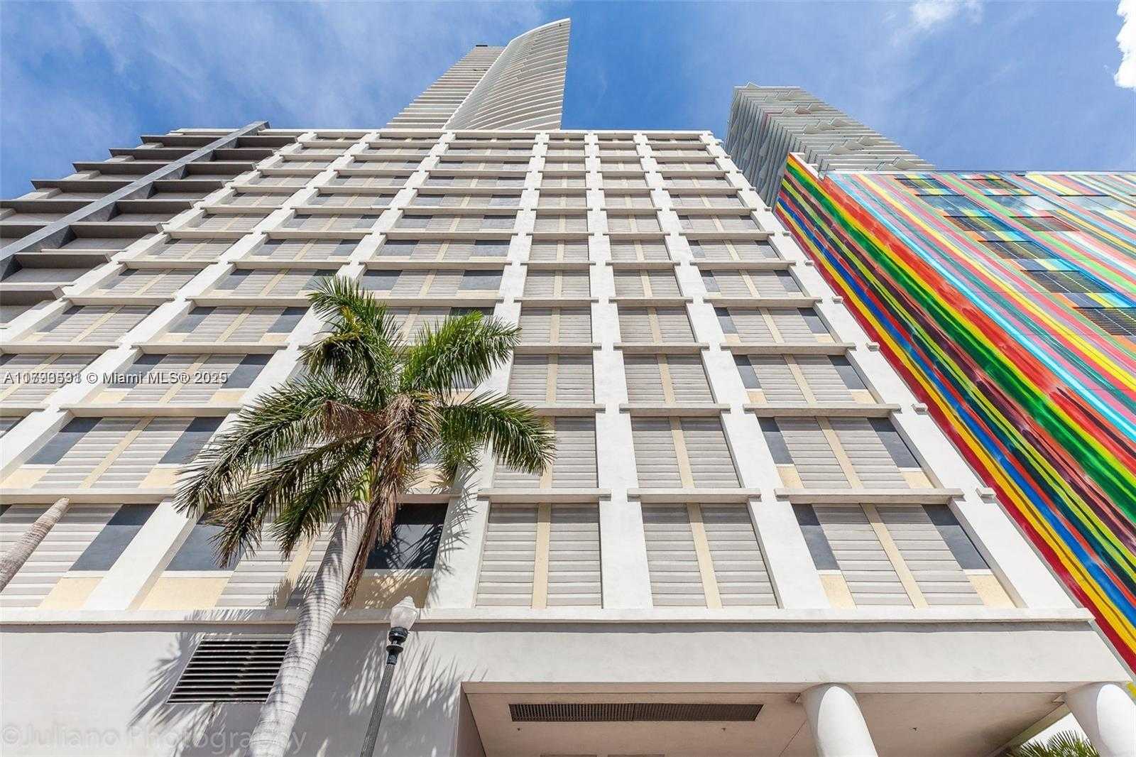Small Image of 60 SOUTH WEST 13TH ST #4205, Miami Number 23