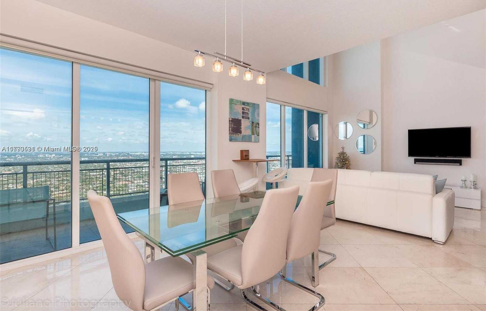 Small Image of 60 SOUTH WEST 13TH ST #4205, Miami Number 4