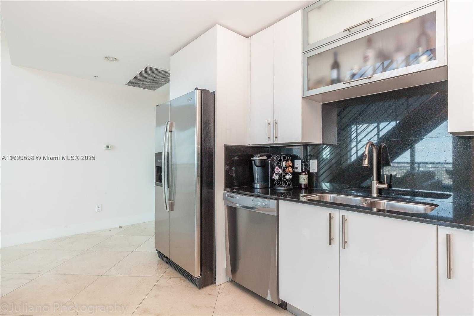 Small Image of 60 SOUTH WEST 13TH ST #4205, Miami Number 6