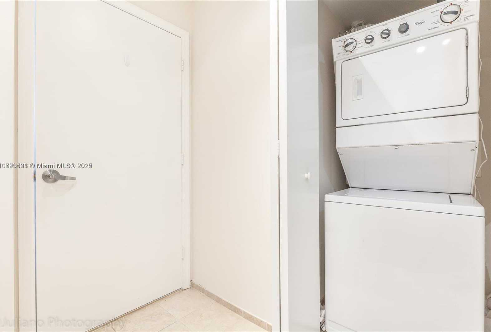 Small Image of 60 SOUTH WEST 13TH ST #4205, Miami Number 7