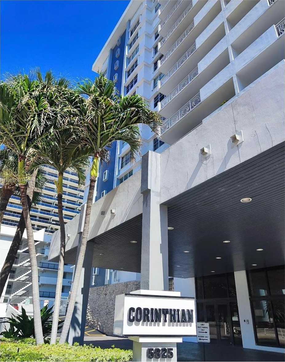 Small Image of 5825 COLLINS AVE #PH1B, Miami Beach Number 13