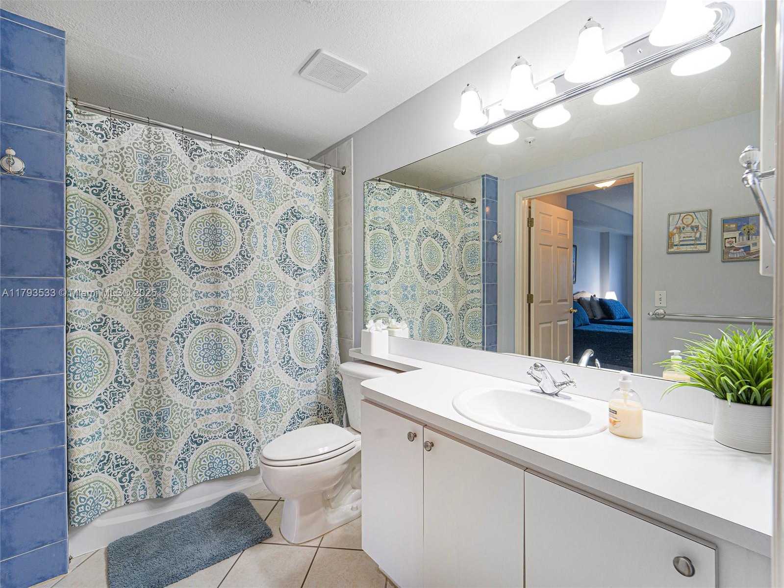 Small Image of 3500 Coral Wy, Miami, FL 33145, USA Number 35