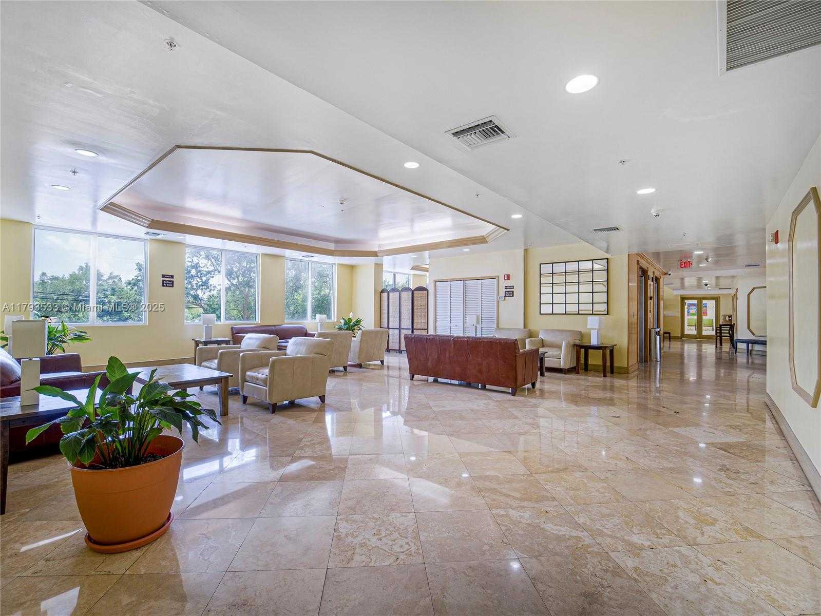 Small Image of 3500 Coral Wy, Miami, FL 33145, USA Number 43