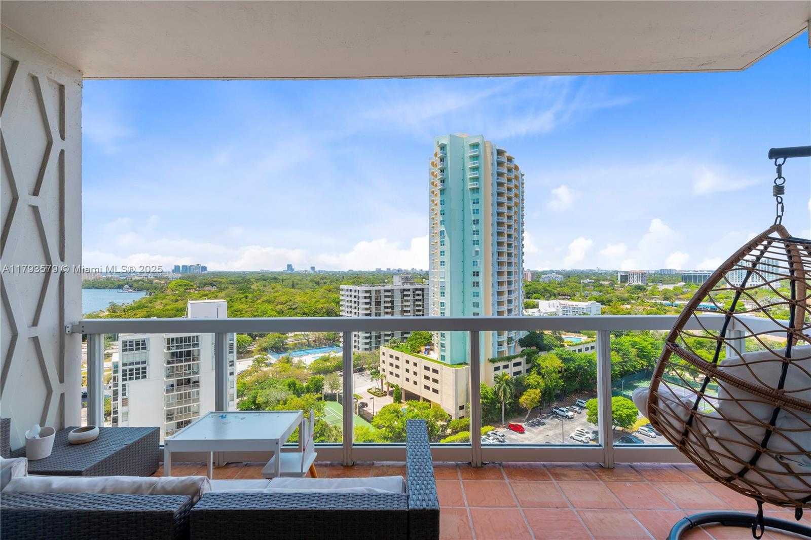 Small Image of 2451 BRICKELL AVE #16K, Miami Number 25