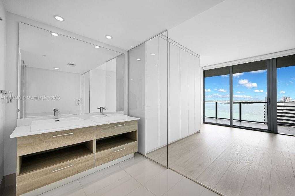 Small Image of 650 NORTH EAST 32ND ST #1004, Miami Number 41