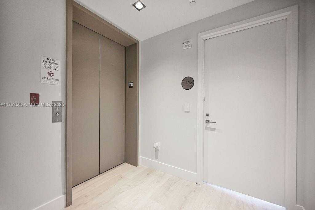 Small Image of 650 NORTH EAST 32ND ST #1004, Miami Number 50