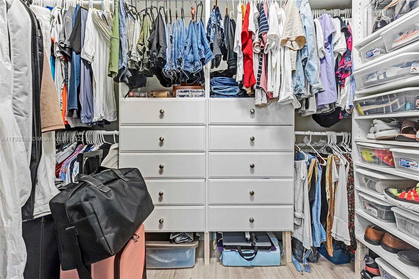 Small Image of 5301 ELLERY TER, West Palm Beach Number 18