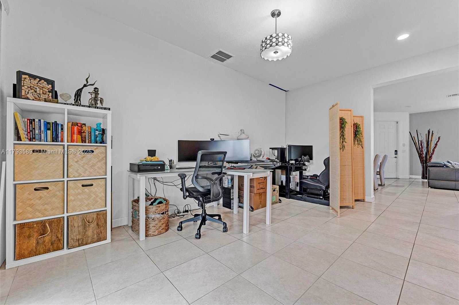 Small Image of 5301 ELLERY TER, West Palm Beach Number 29