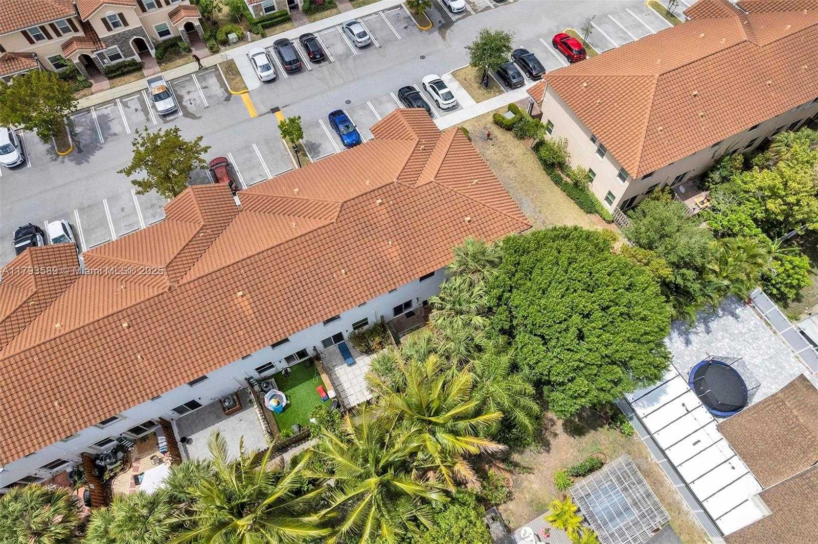 Small Image of 5301 ELLERY TER, West Palm Beach Number 37