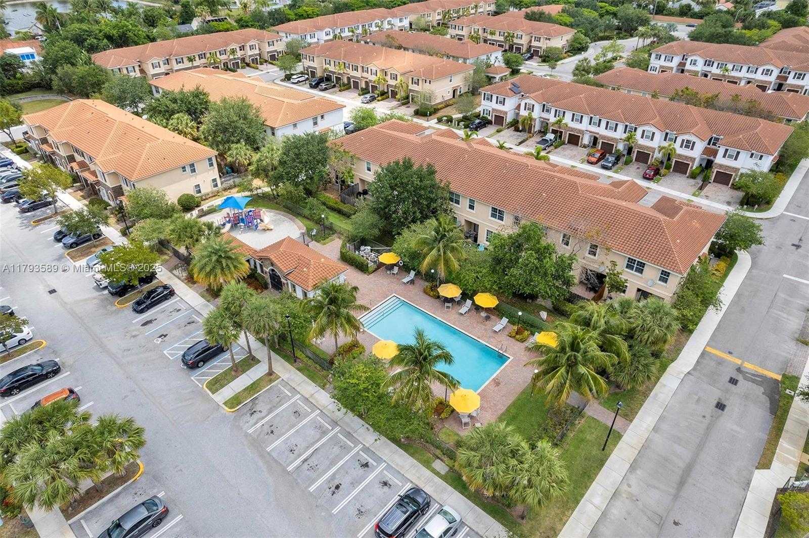 Small Image of 5301 ELLERY TER, West Palm Beach Number 39