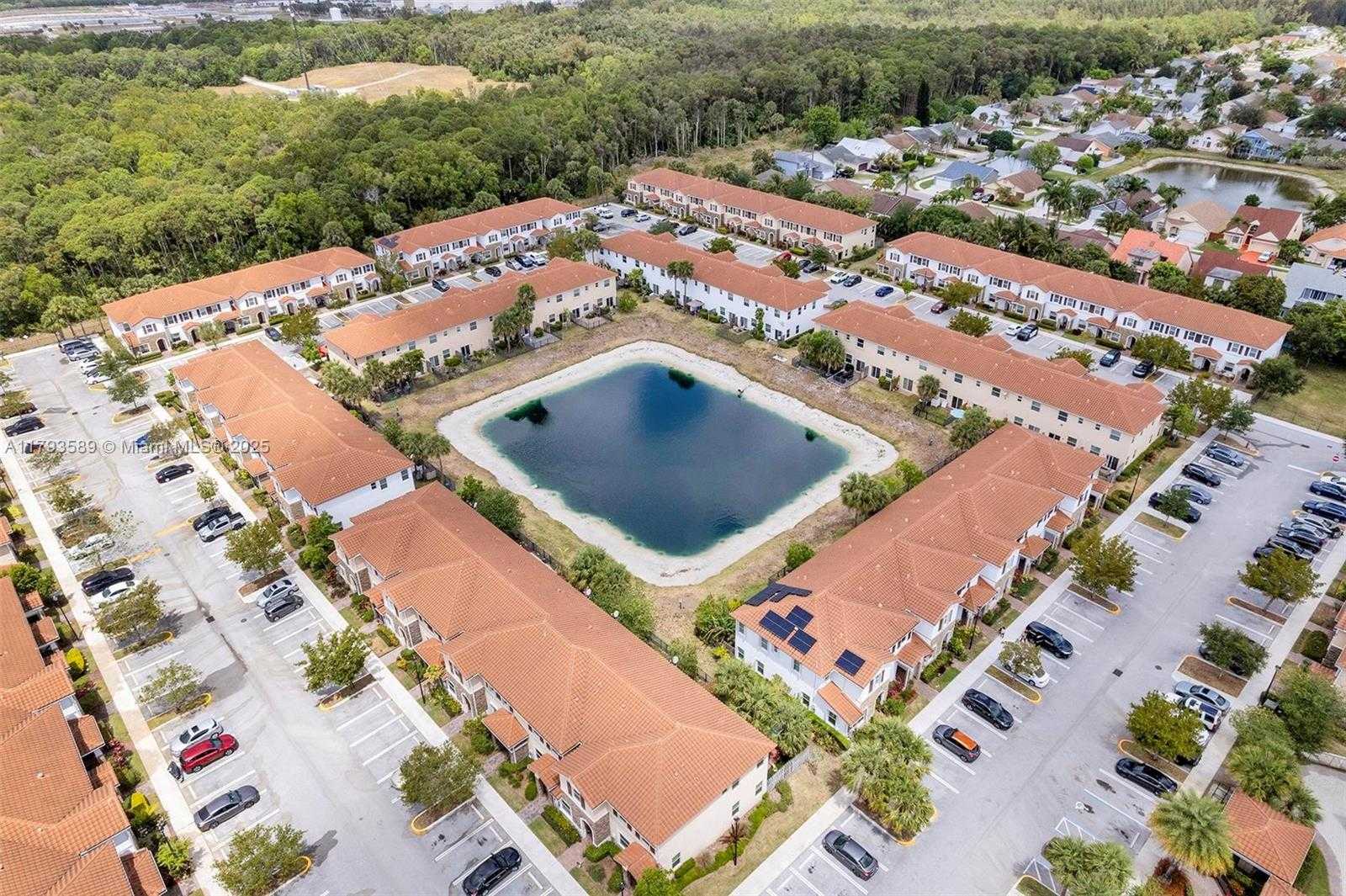 Small Image of 5301 ELLERY TER, West Palm Beach Number 40