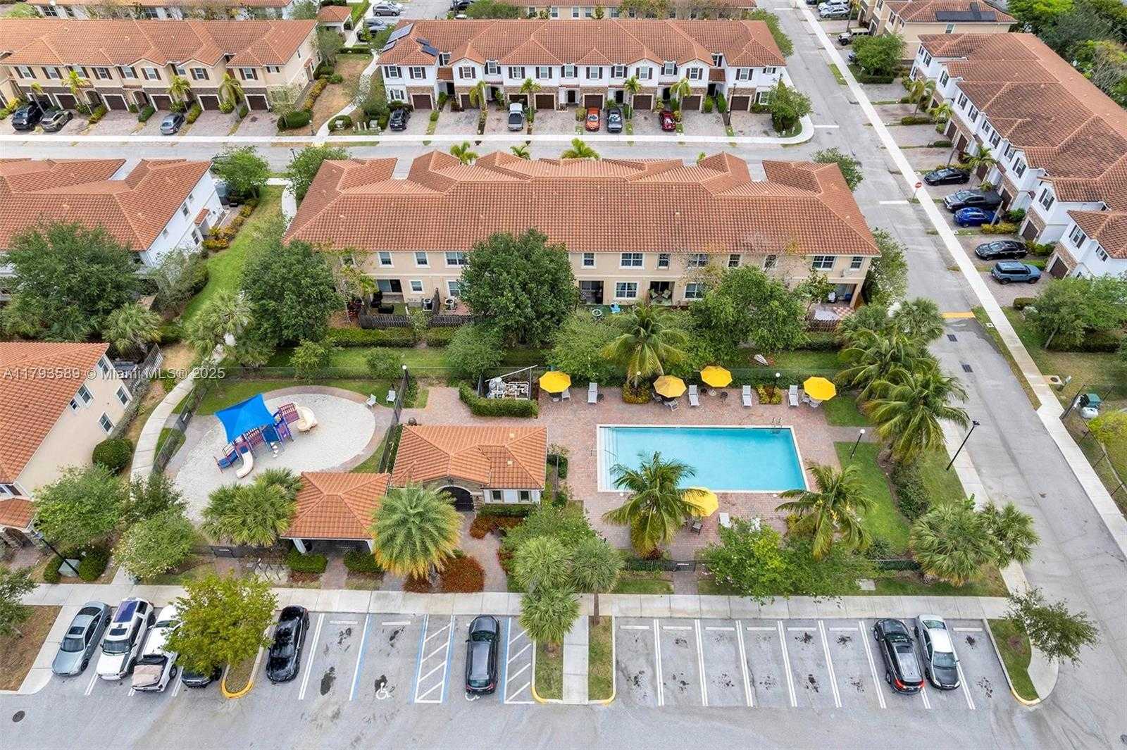 Small Image of 5301 ELLERY TER, West Palm Beach Number 41