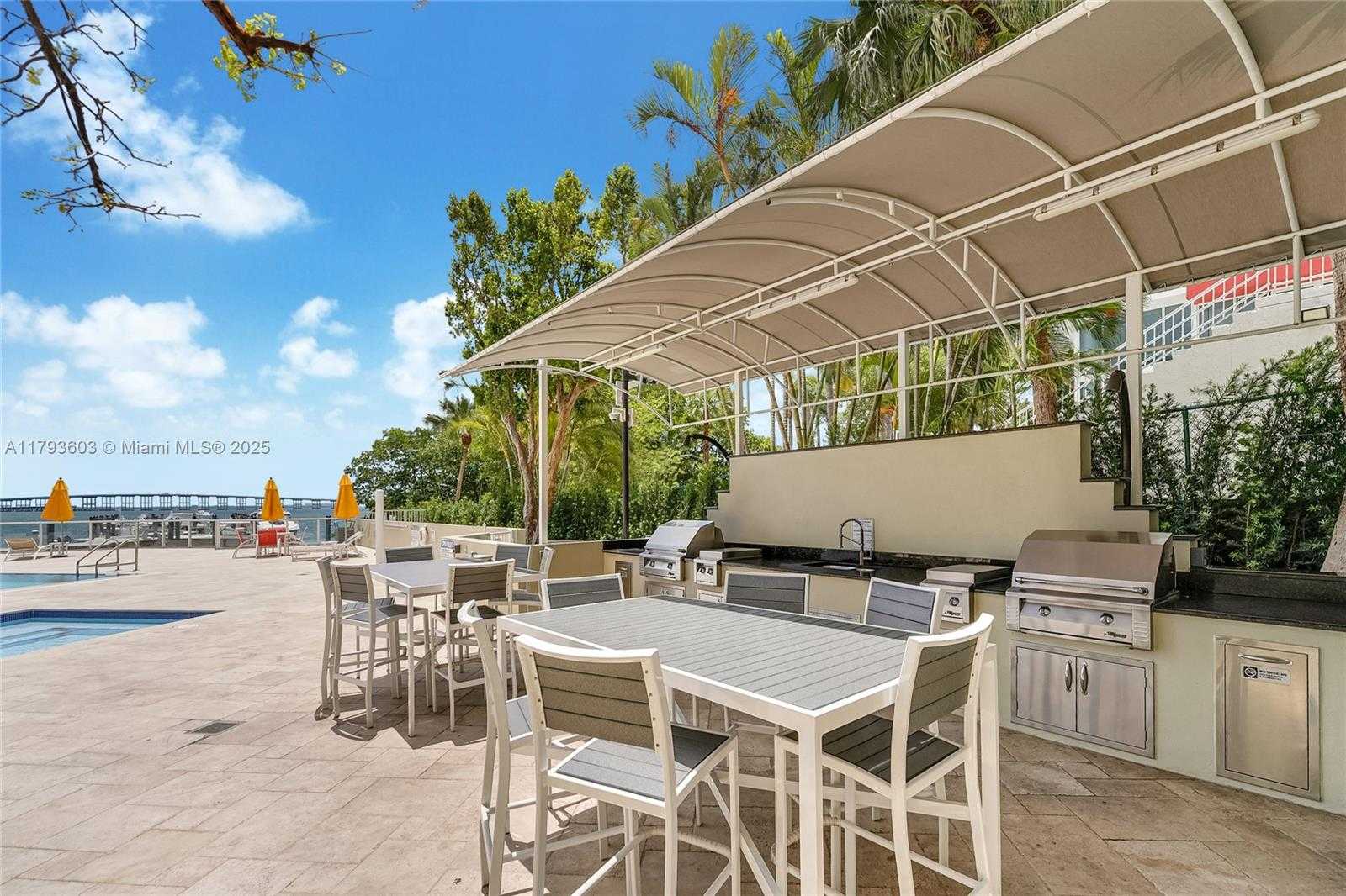 Small Image of 1581 BRICKELL AVE #PH102, Miami Number 21