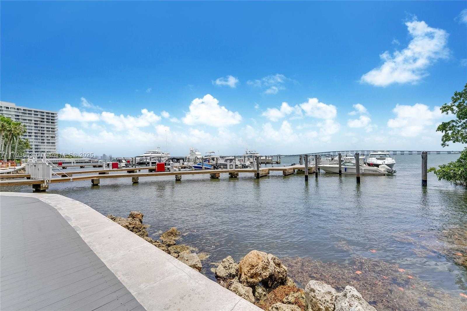 Small Image of 1581 BRICKELL AVE #PH102, Miami Number 22