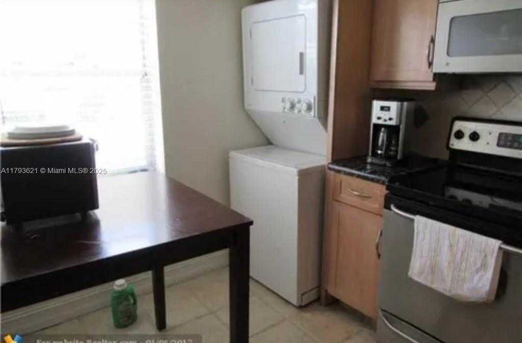 Small Image of 860 SOUTH EAST 6TH AVE #205, Deerfield Beach Number 6