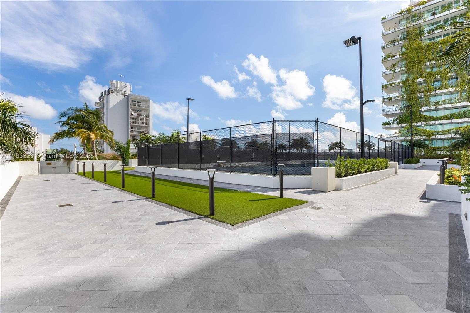 Small Image of 1330 WEST AVE #1013, Miami Beach Number 25
