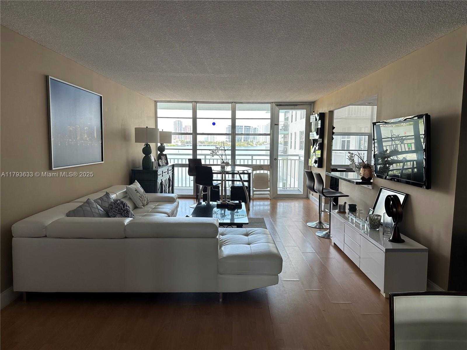 Small Image of 301 174TH ST #401, Sunny Isles Beach Number 13