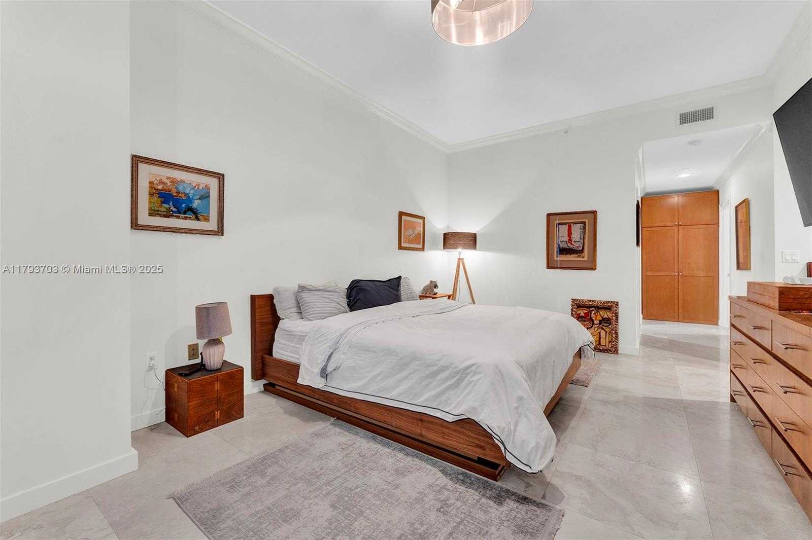 Small Image of 6101 AQUA AVE #103, Miami Beach Number 13