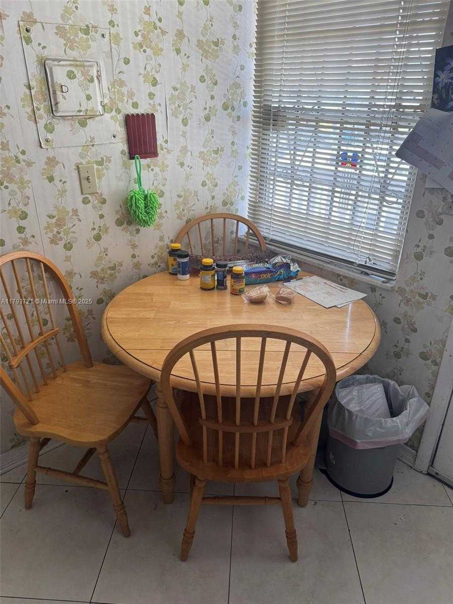 Small Image of 18555 NORTH EAST 14TH AVE #602, Miami Number 10
