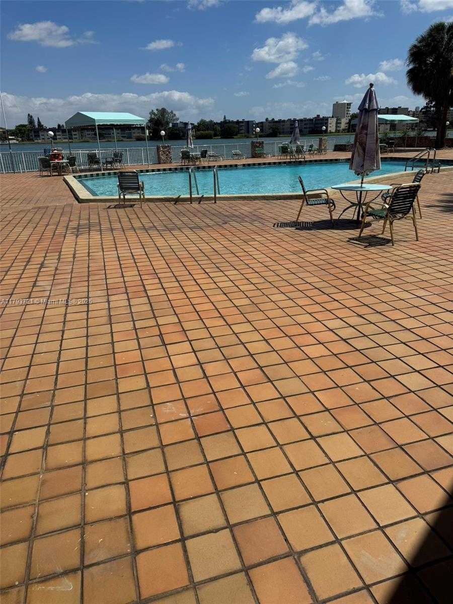 Small Image of 18555 NORTH EAST 14TH AVE #602, Miami Number 16
