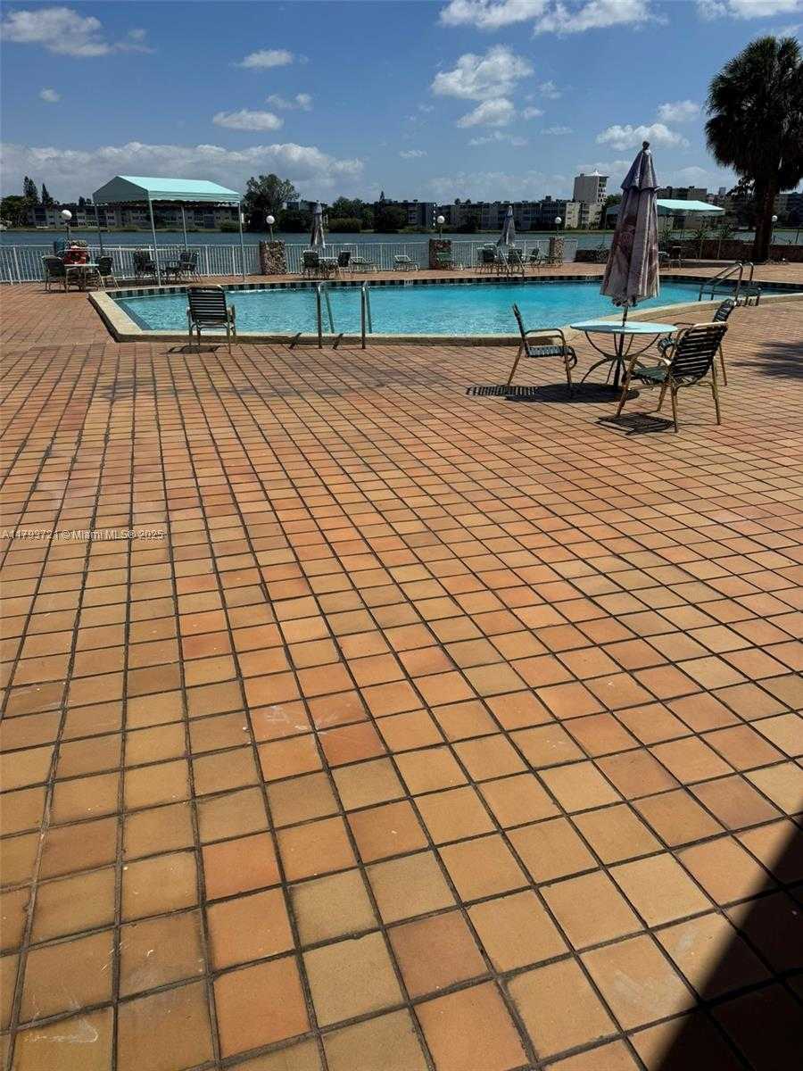 Small Image of 18555 NORTH EAST 14TH AVE #602, Miami Number 17