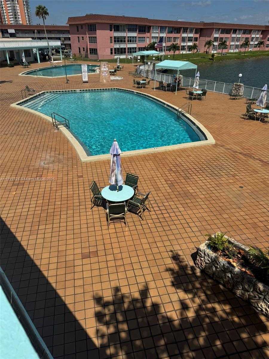Small Image of 18555 NORTH EAST 14TH AVE #602, Miami Number 20
