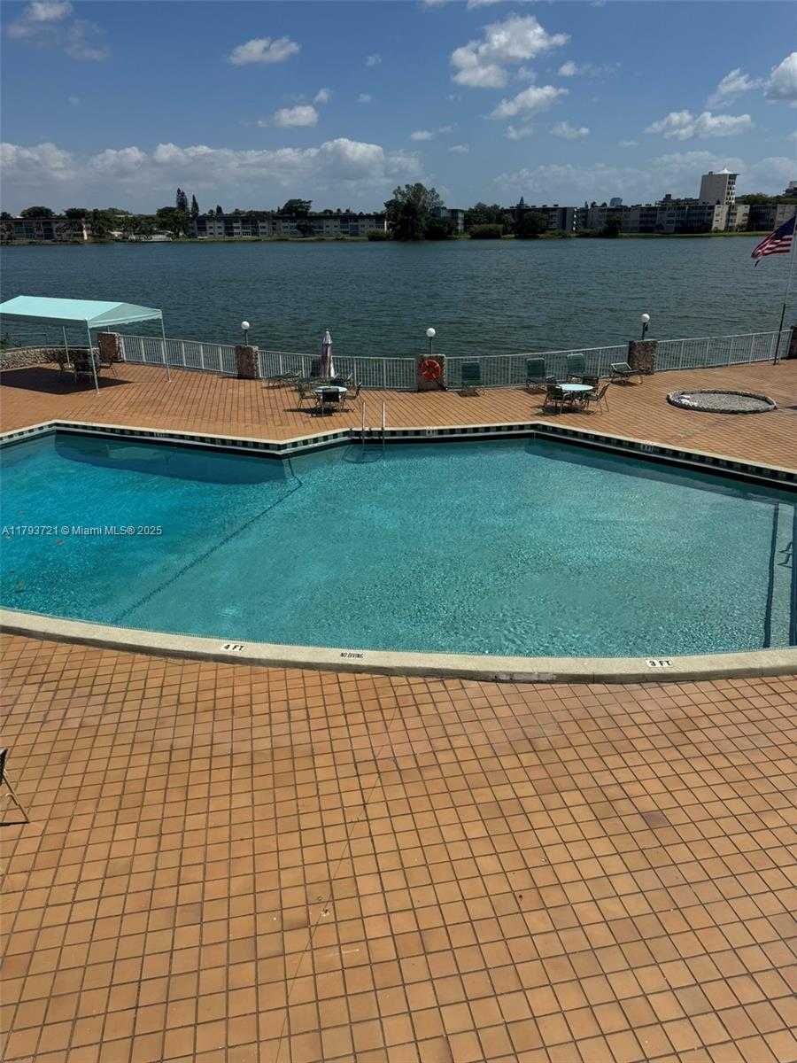 Small Image of 18555 NORTH EAST 14TH AVE #602, Miami Number 22