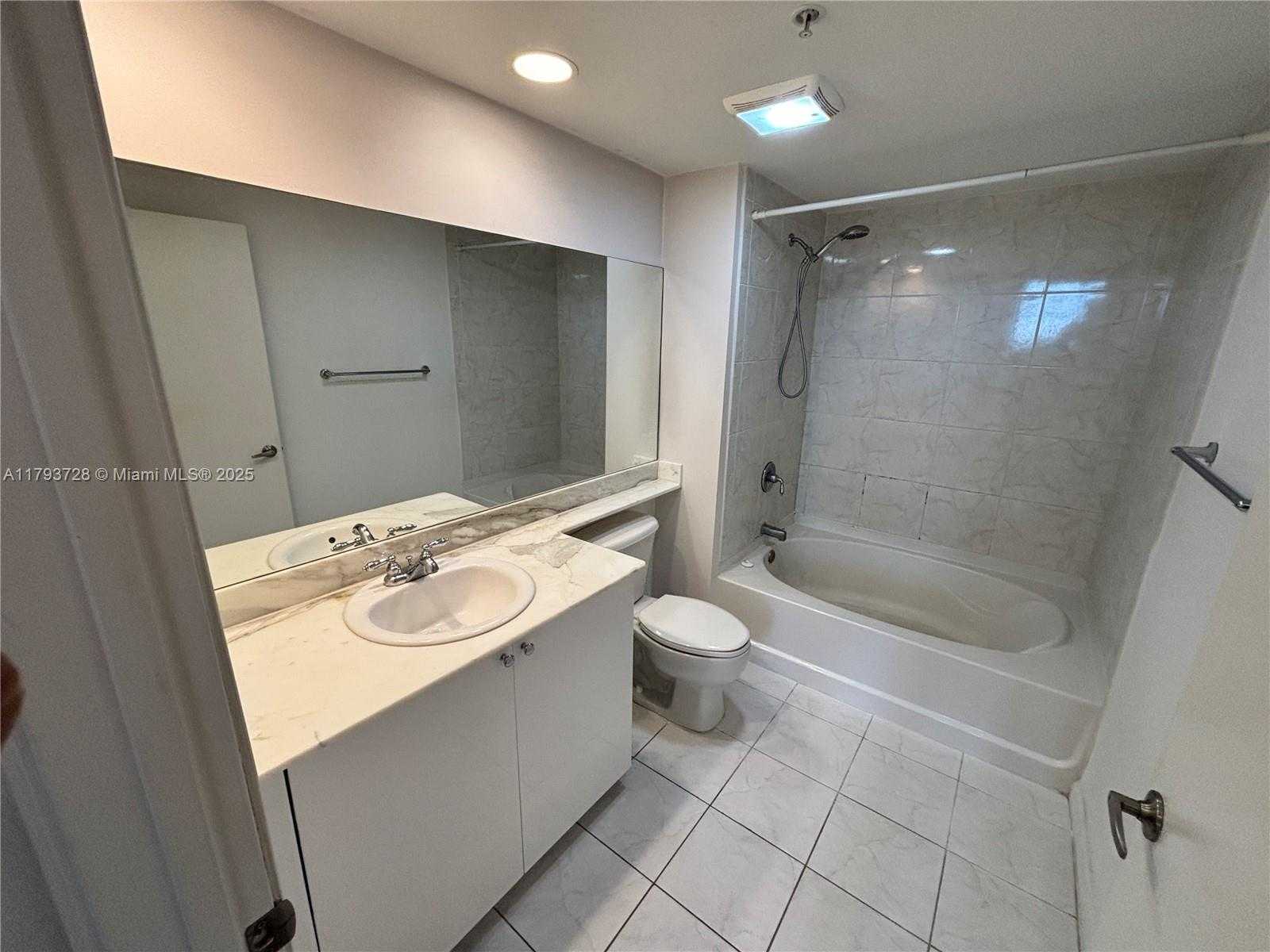 Small Image of 2775 NORTH EAST 187TH ST #403, Aventura Number 7