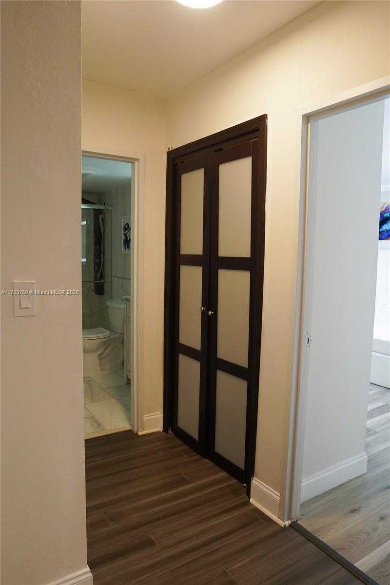 Small Image of 500 THREE ISLANDS BLVD #106, Hallandale Beach Number 15