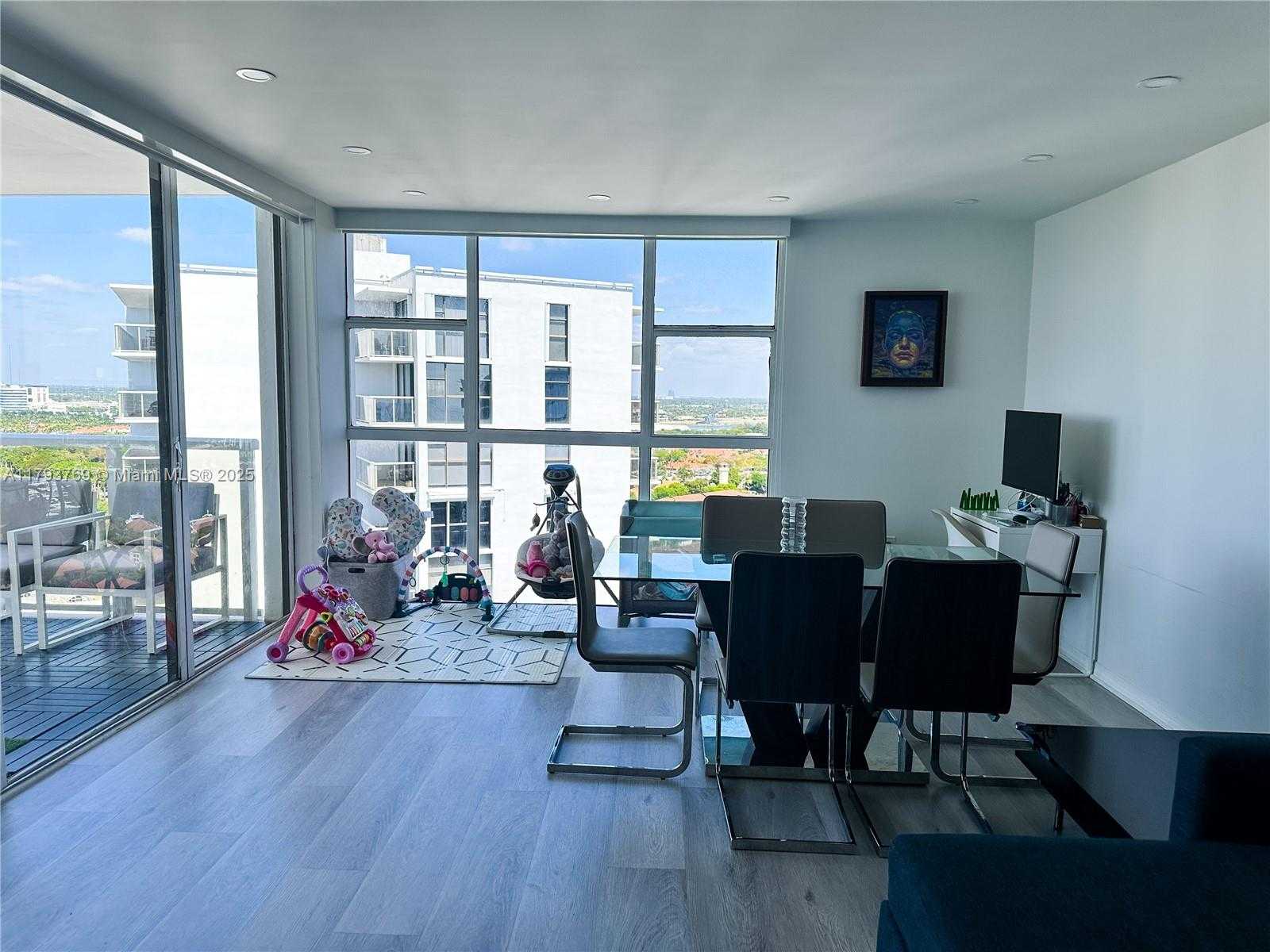 Small Image of 3731 NORTH COUNTRY CLUB DR #2228, Aventura Number 15