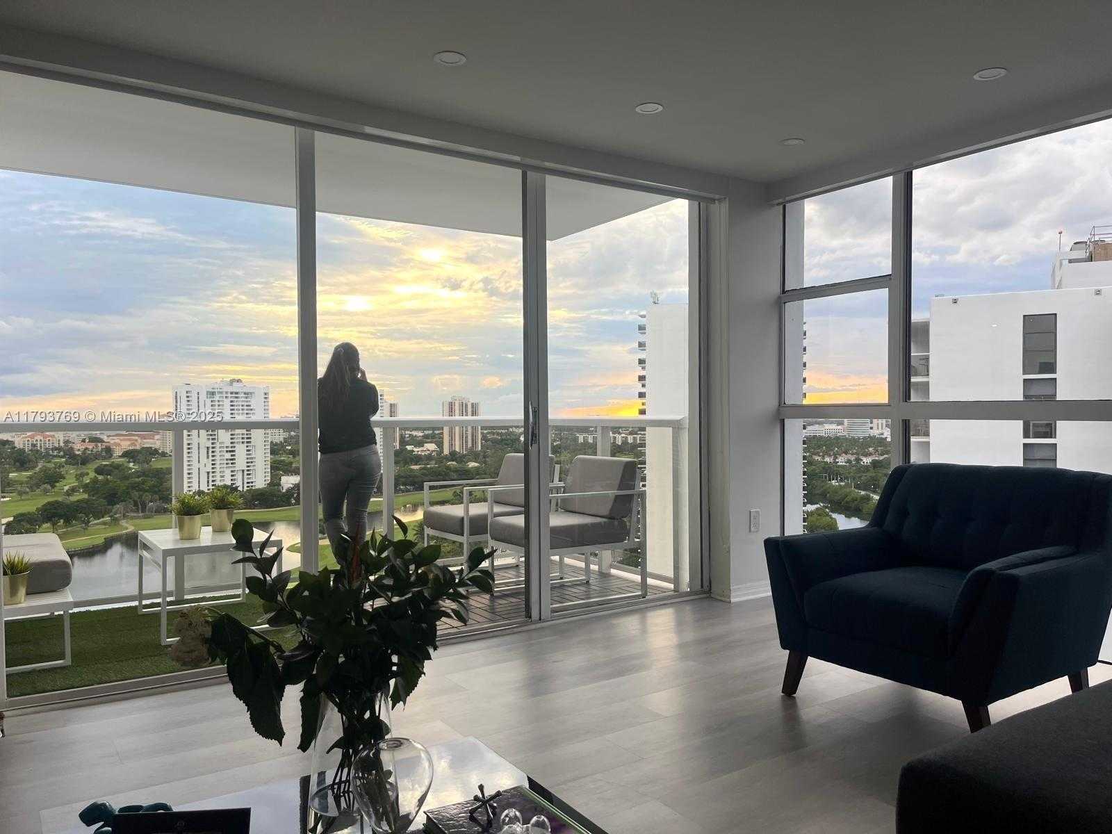 Small Image of 3731 NORTH COUNTRY CLUB DR #2228, Aventura Number 37