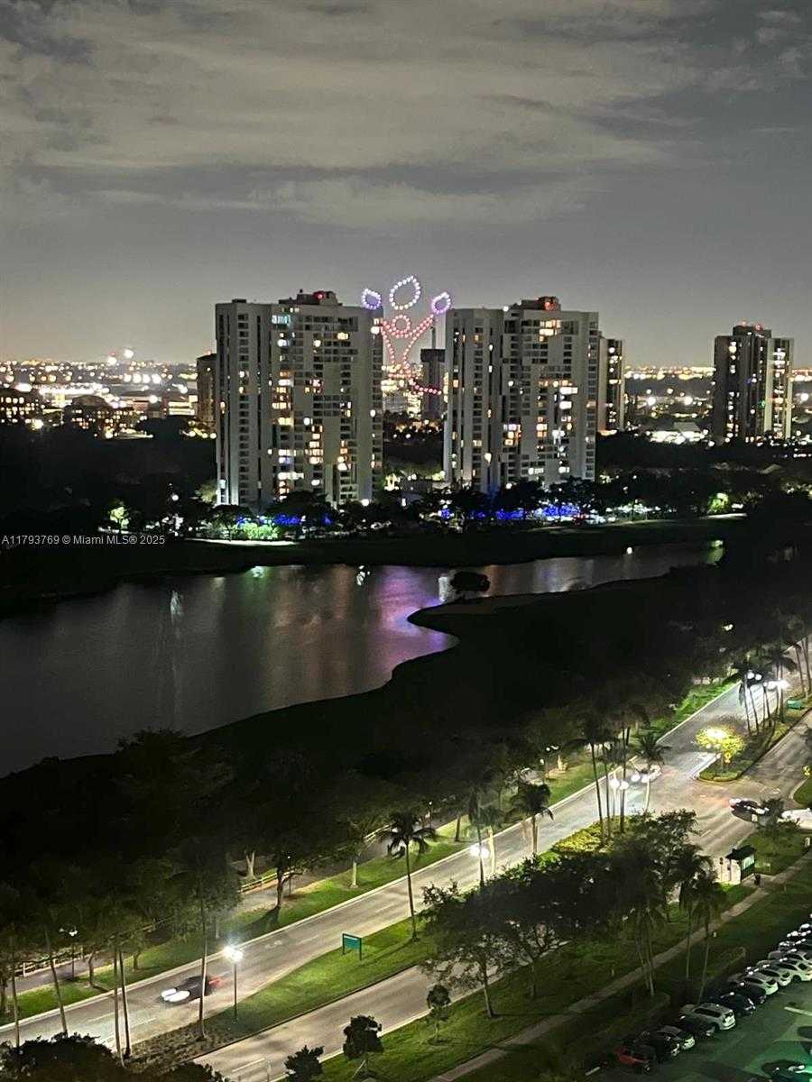 Small Image of 3731 NORTH COUNTRY CLUB DR #2228, Aventura Number 39