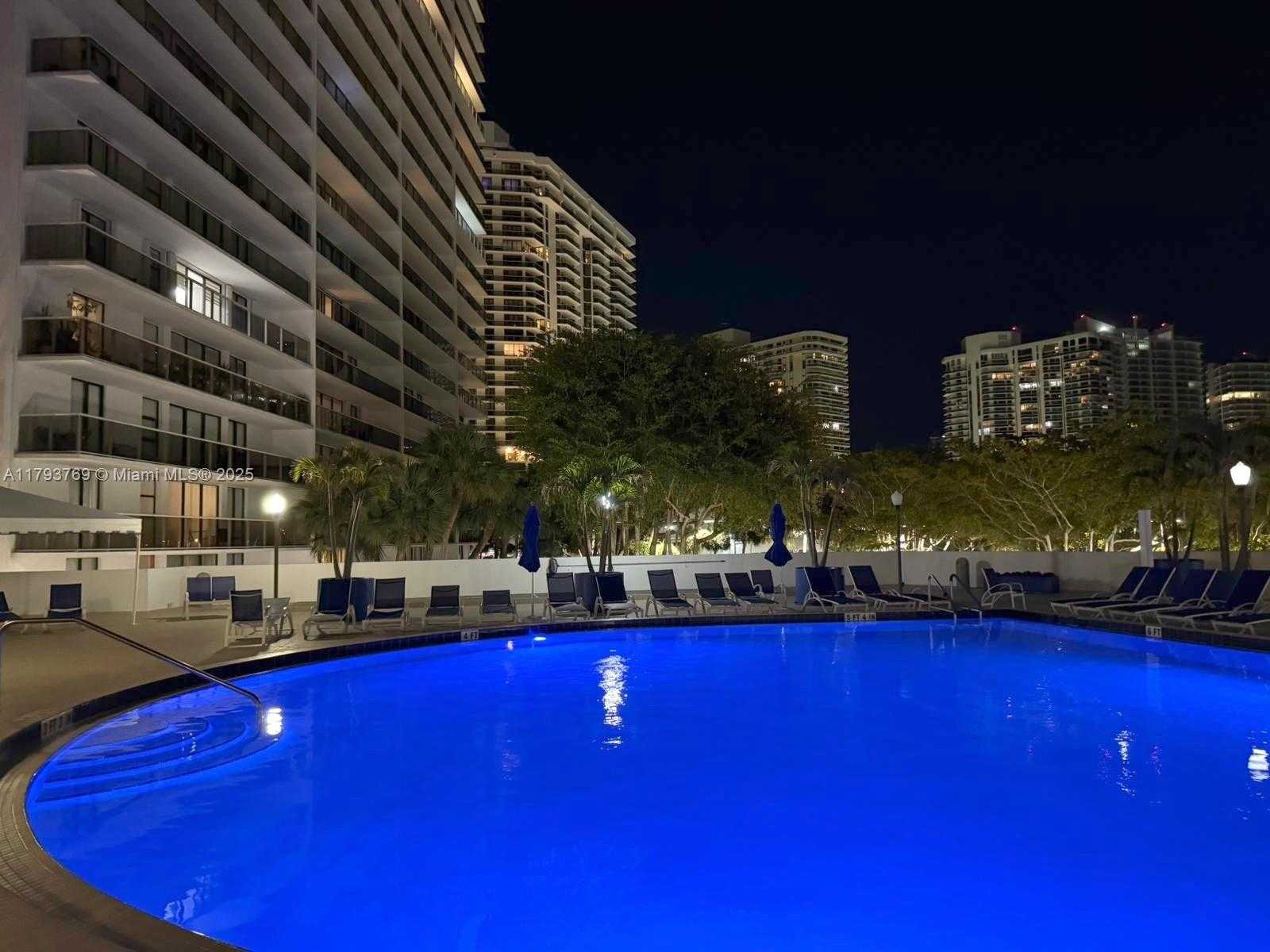 Small Image of 3731 NORTH COUNTRY CLUB DR #2228, Aventura Number 40