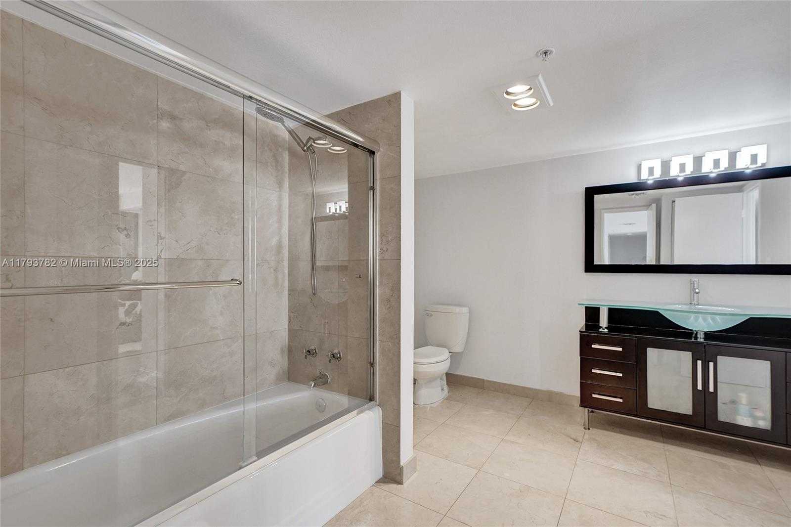 Small Image of 20355 NORTH EAST 34TH CT #2725, Aventura Number 23