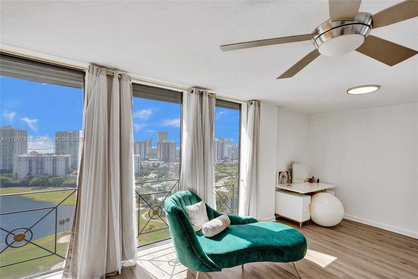 Small Image of 20355 NORTH EAST 34TH CT #2725, Aventura Number 30