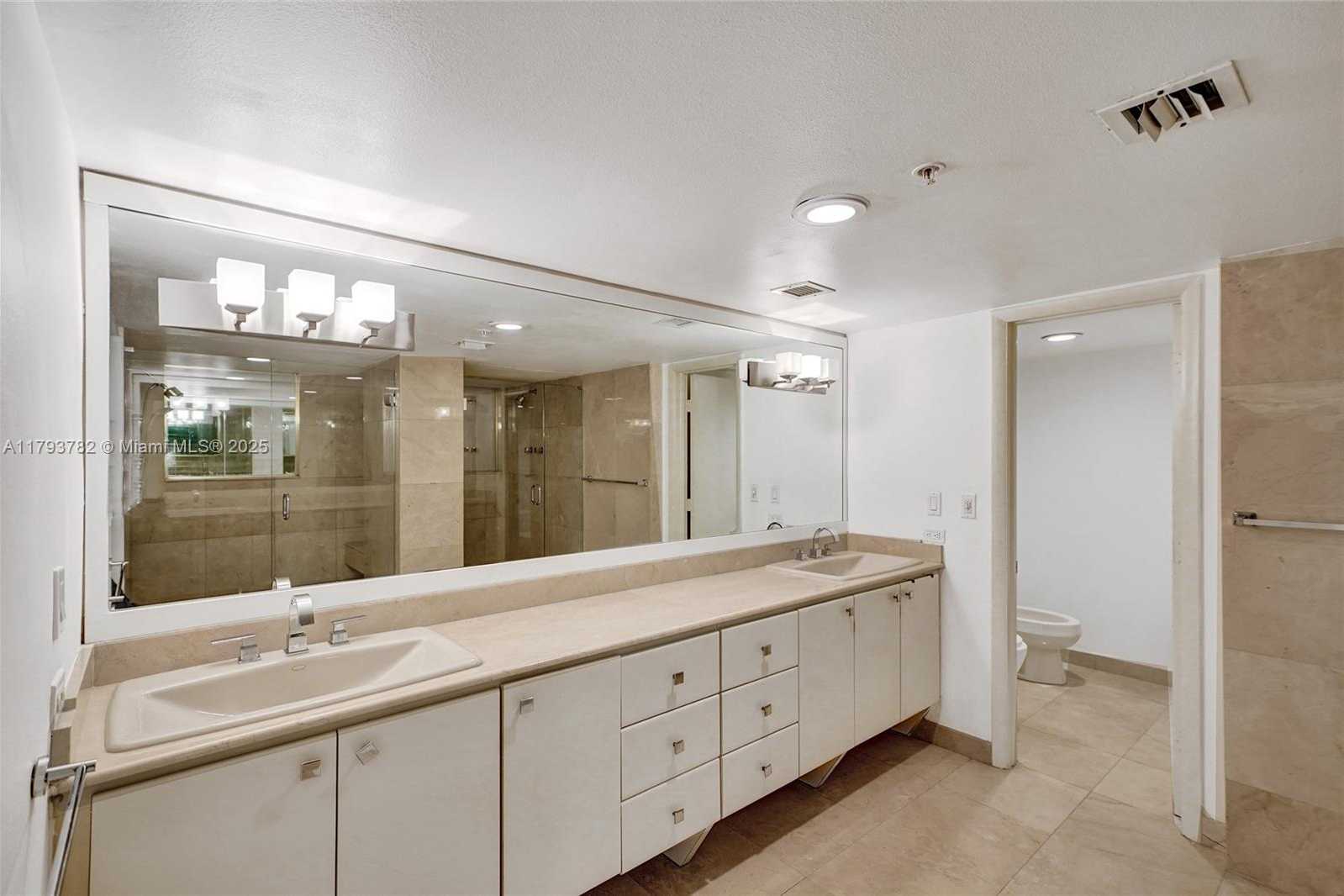Small Image of 20355 NORTH EAST 34TH CT #2725, Aventura Number 40