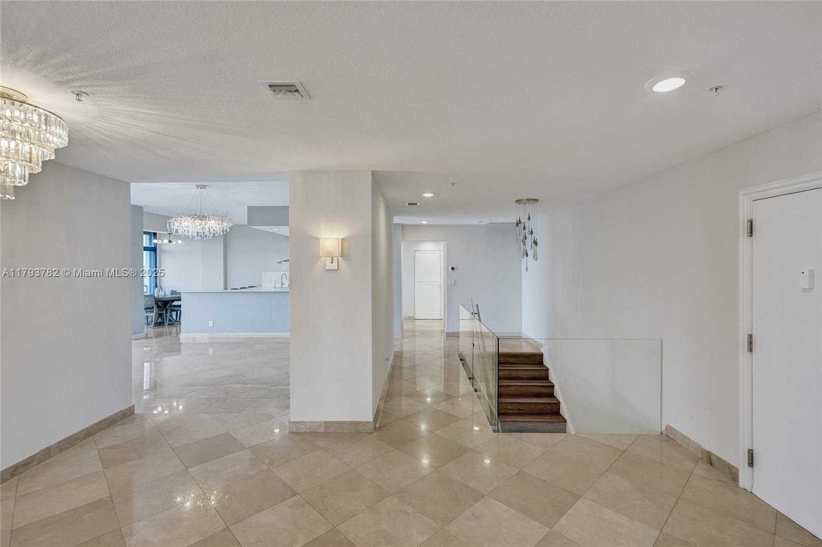 Small Image of 20355 NORTH EAST 34TH CT #2725, Aventura Number 5