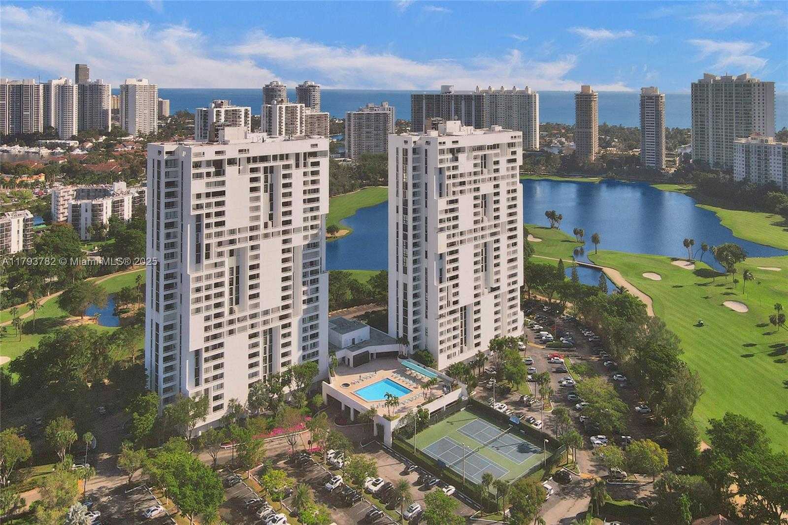 Small Image of 20355 NORTH EAST 34TH CT #2725, Aventura Number 52