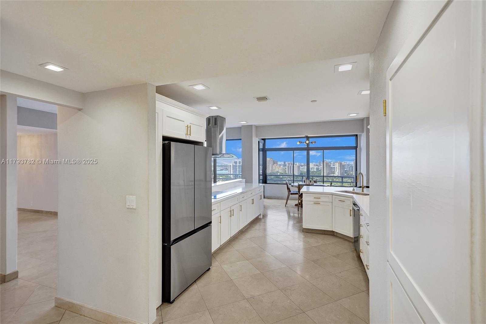 Small Image of 20355 NORTH EAST 34TH CT #2725, Aventura Number 9