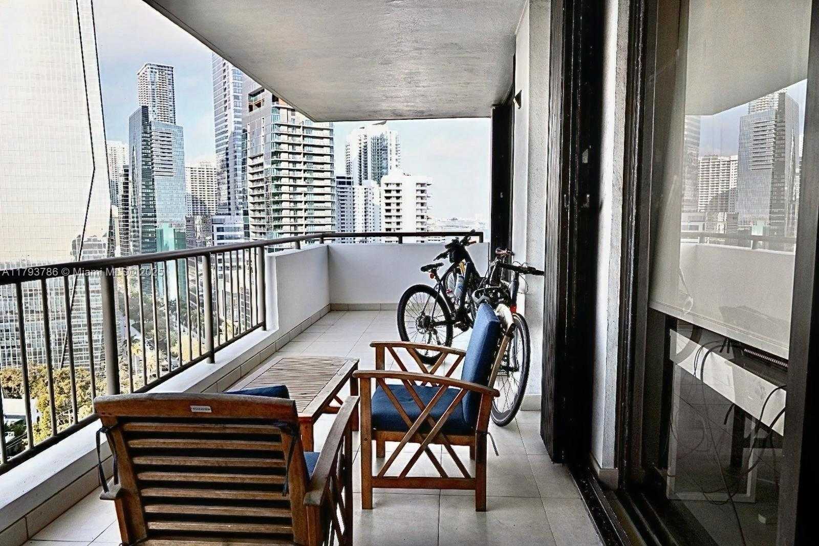 Small Image of 1581 BRICKELL AVE #1807, Miami Number 6