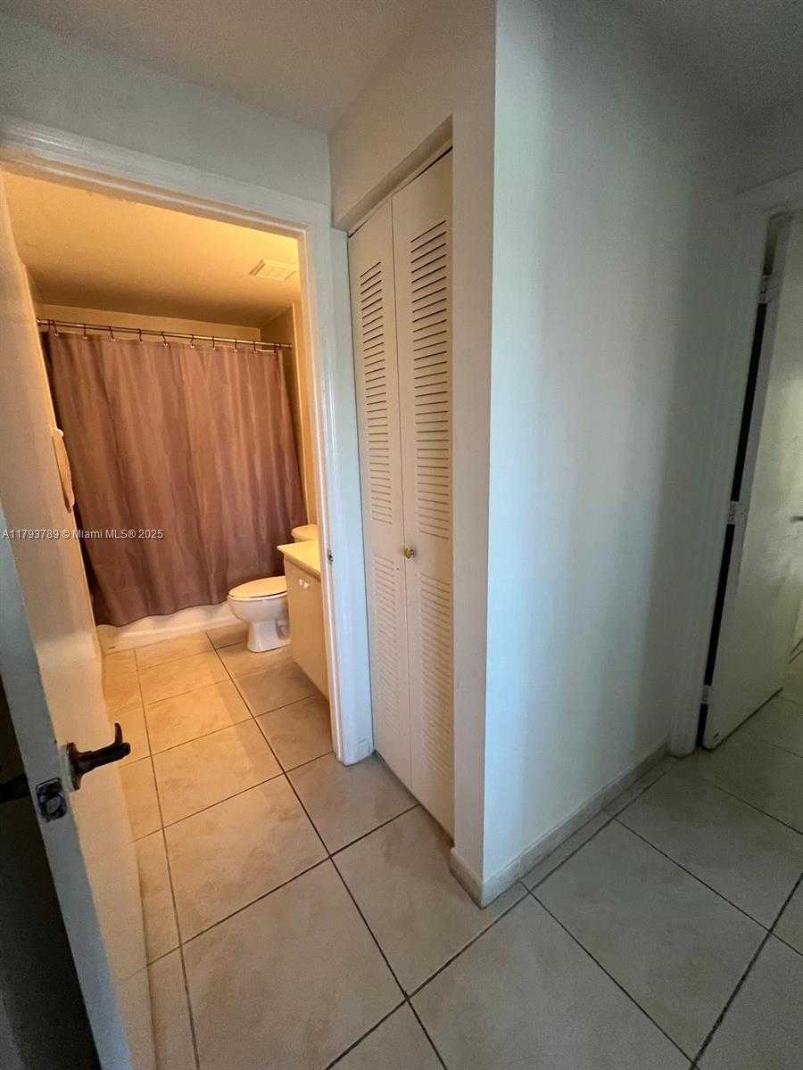 Small Image of 7270 NORTH WEST 114TH AVE #203-9, Doral Number 14