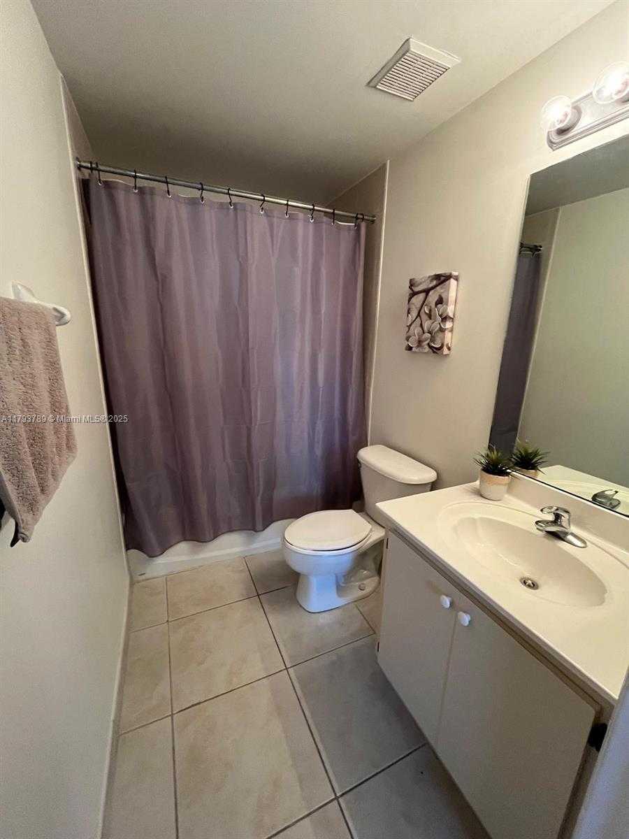 Small Image of 7270 NORTH WEST 114TH AVE #203-9, Doral Number 16