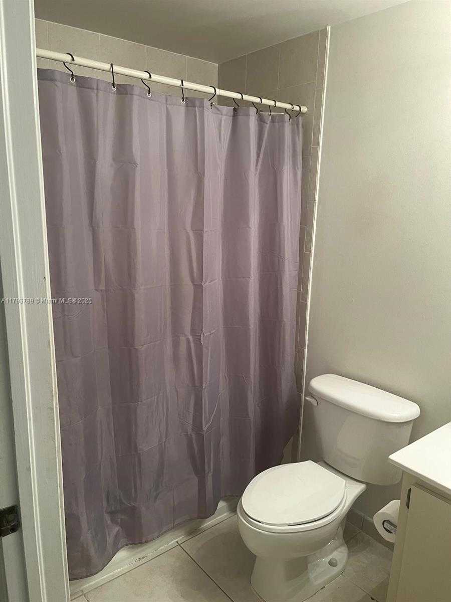 Small Image of 7270 NORTH WEST 114TH AVE #203-9, Doral Number 17