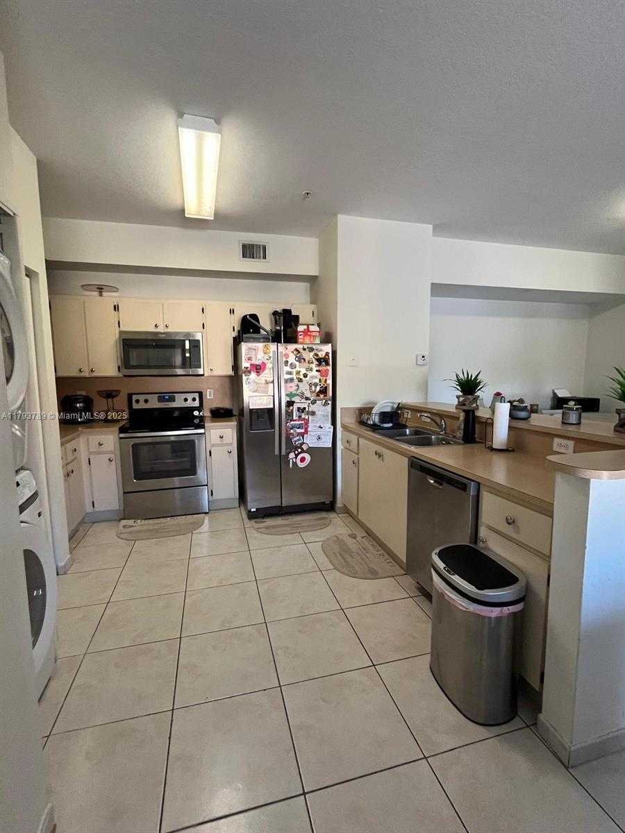 Small Image of 7270 NORTH WEST 114TH AVE #203-9, Doral Number 3