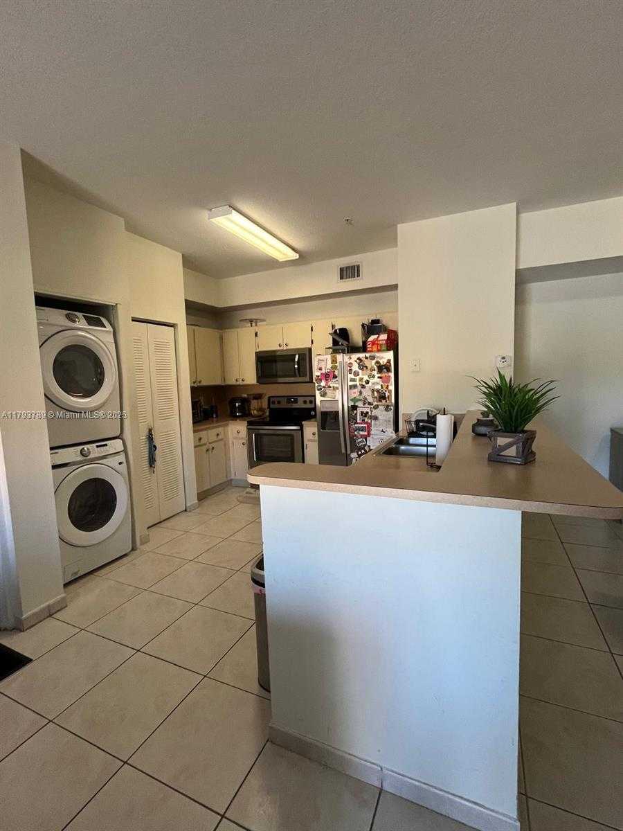 Small Image of 7270 NORTH WEST 114TH AVE #203-9, Doral Number 5