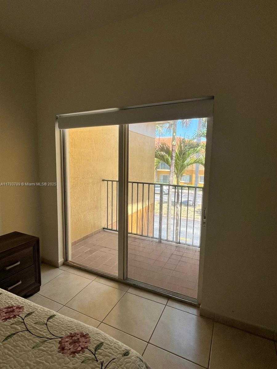 Small Image of 7270 NORTH WEST 114TH AVE #203-9, Doral Number 8