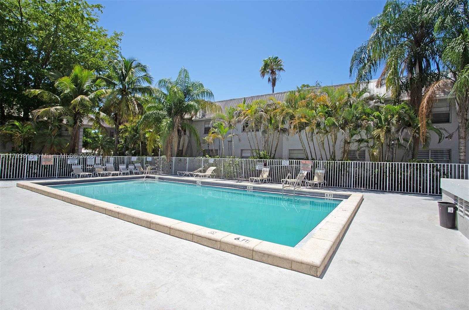 Small Image of 17255 SOUTH WEST 95TH AVE #247, Palmetto Bay Number 22